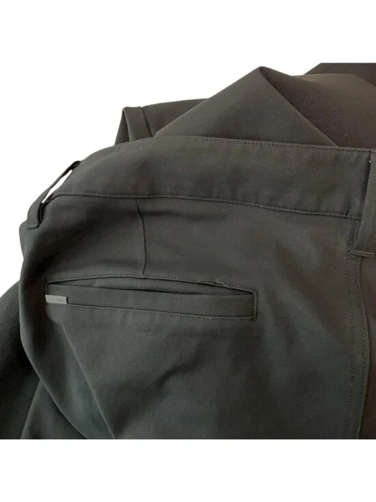 Vuori Cascade Tech Chino Pants Mens 34x30 Black Straight Leg Stretch Golf - Picture 9 of 12